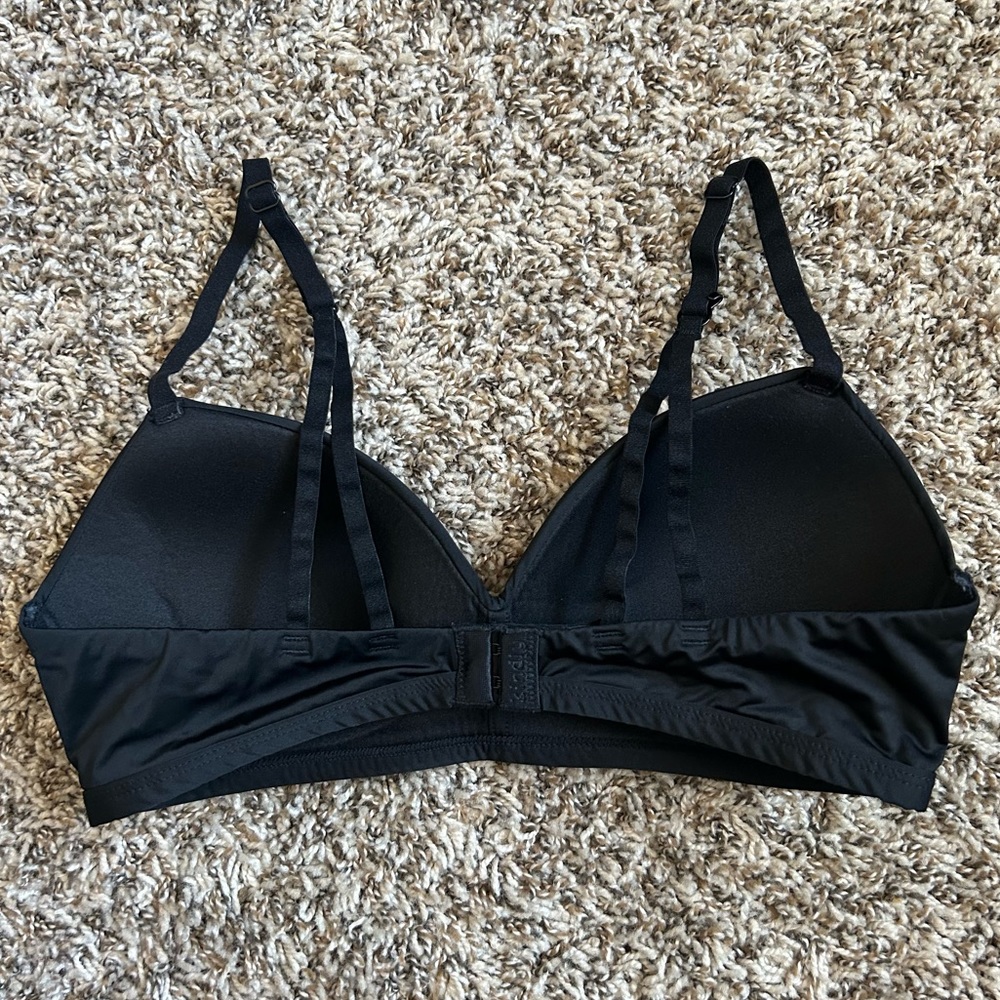 NWOT kindly Wireless Bra - Picture 2 of 15